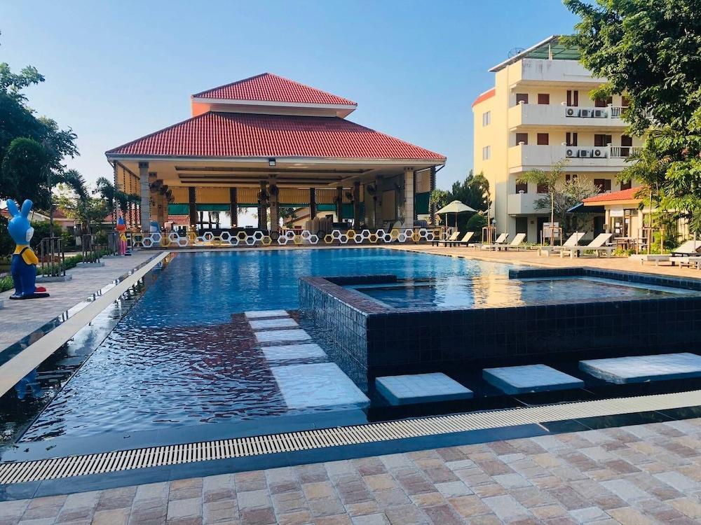 צ'או לאו ביץ' New Travel Beach Hotel & Resort מראה חיצוני תמונה